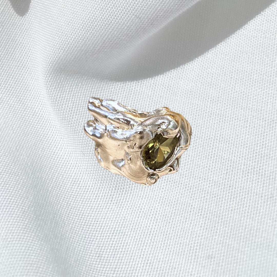 Alia Ring