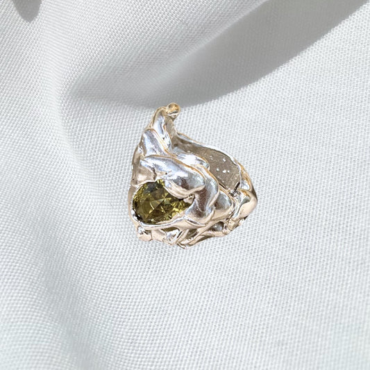 Alia Ring